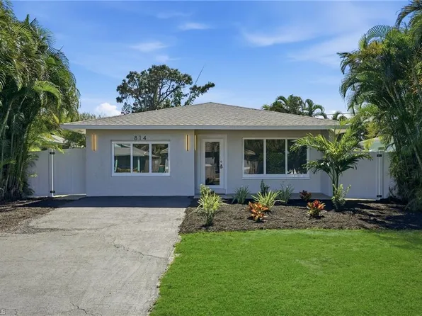 814 101st AVE N, NAPLES, FL 34108