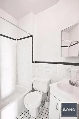 Rented by Bond New York | media 27