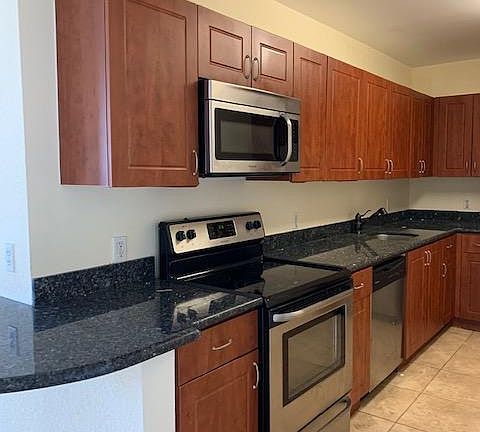 5th image of 401 69th St APT 901