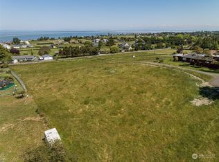 999 W Nelson Rd #B, Sequim, WA 98382