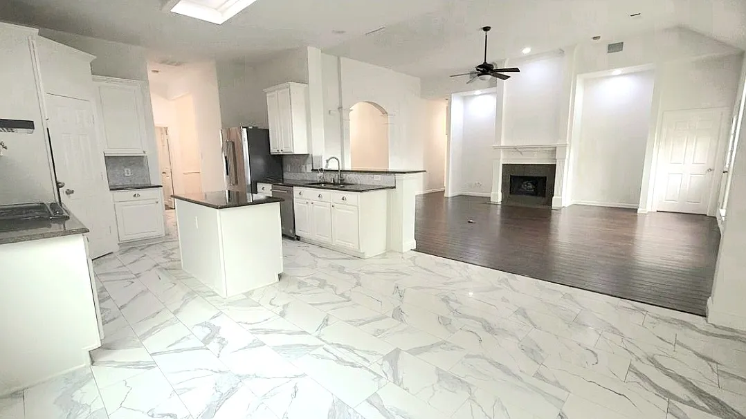 4 bed, 2189 sqft, $2,750 — Photo 3