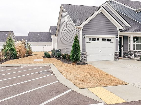 2nd image of 1712 Calcutta Dr