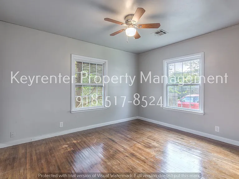 729 N Florence Pl — Photo 28