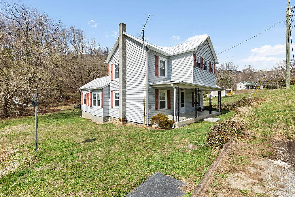 121 Branch Rd photo 1