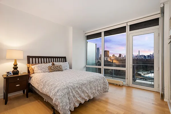 Rented by Compass | media 8