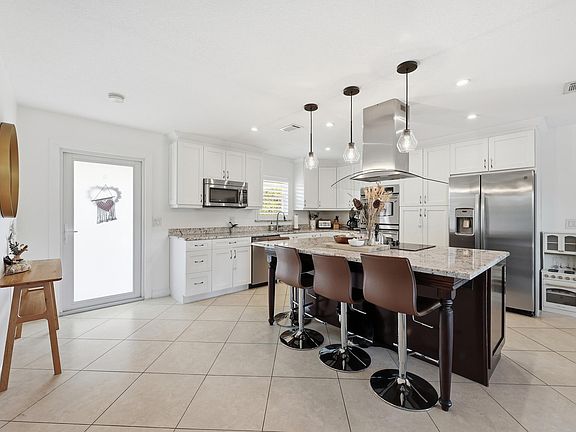 5th image of 3135 Florida Boulevard