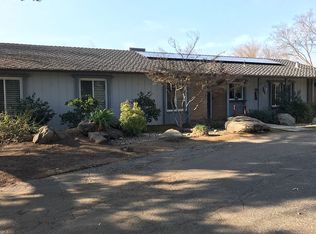 5273 N Marjan Ave, Clovis, CA 93619