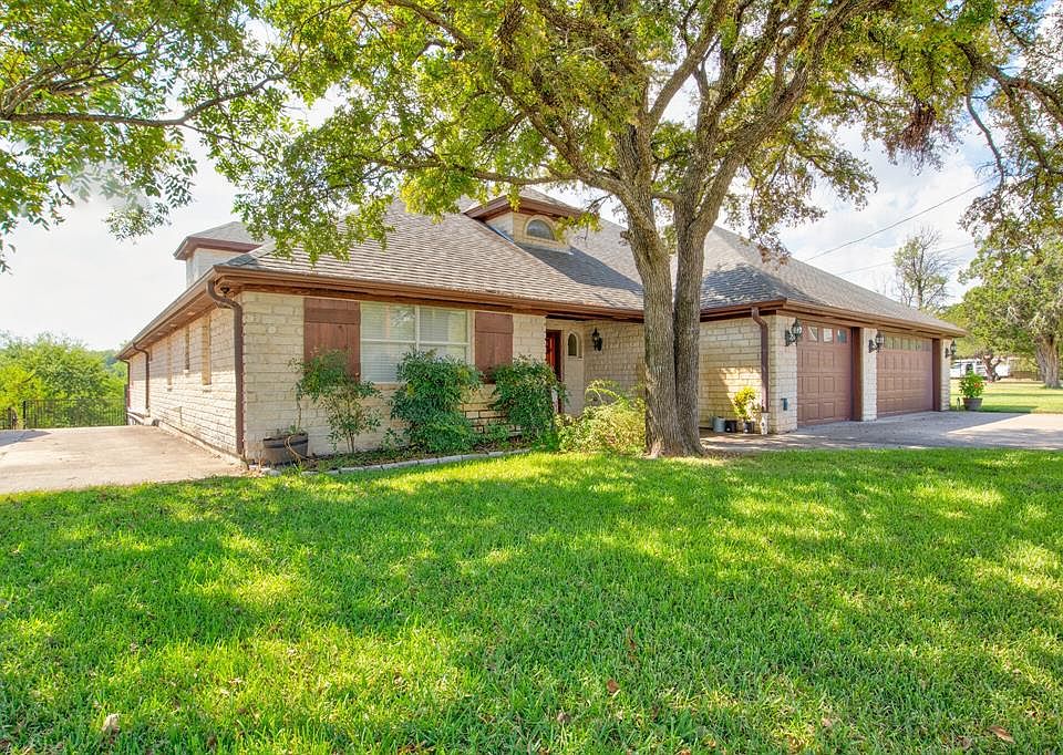 1st image of 405 Peninsula Ct