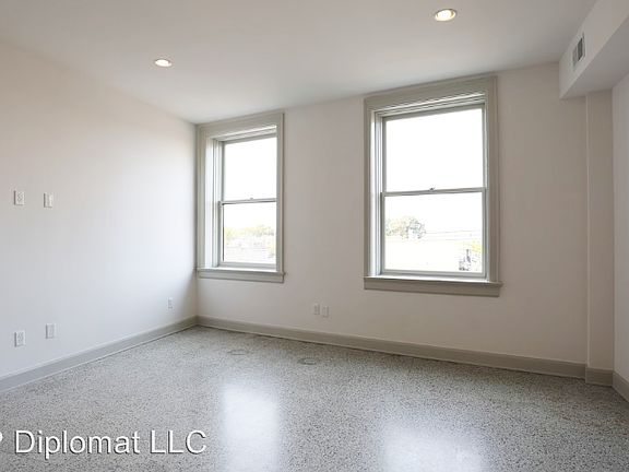 4th image of 9 Buttles Ave APT 307