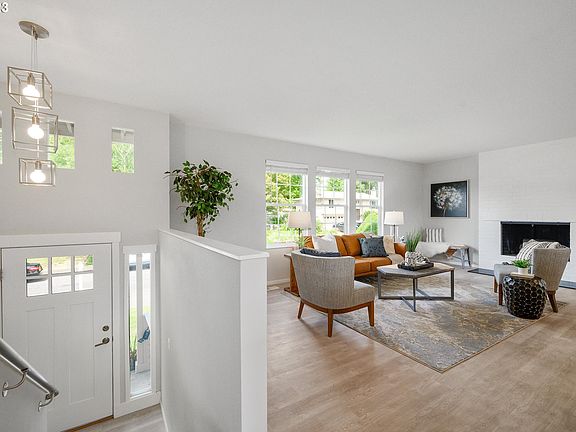 3rd image of 5036 SE Casa Del Rey Dr