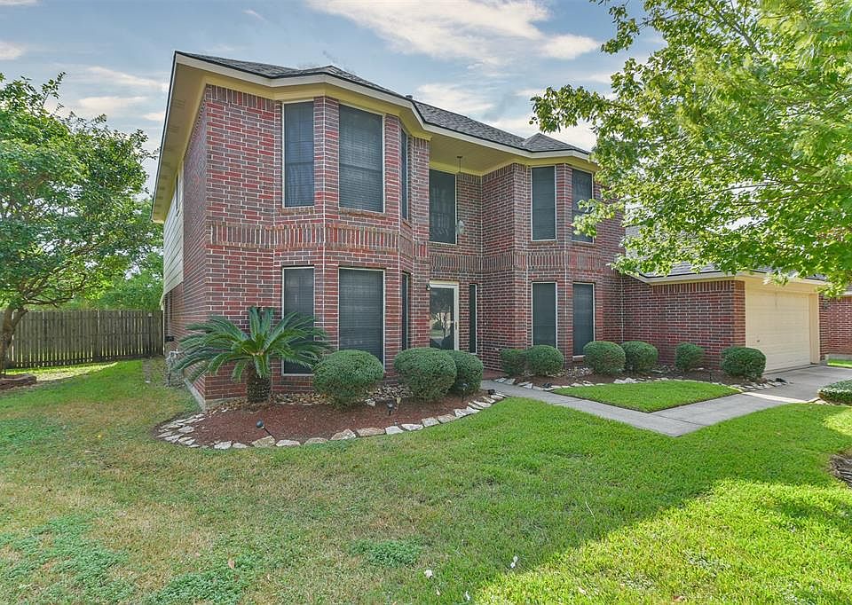 1st image of 3641 E Desert Dr