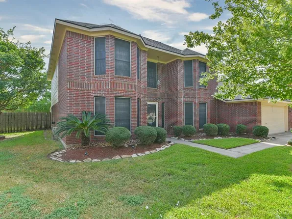 3641 E Desert Dr, La Porte, TX 77571