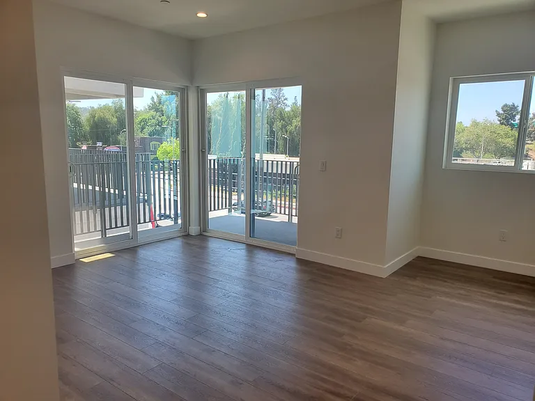 4960 Sepulveda Blvd #301 — Photo 6
