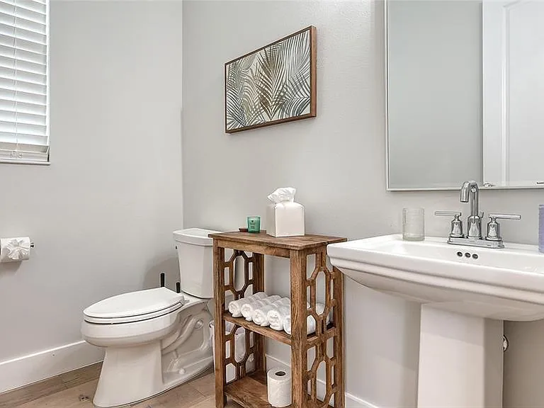 1537 Siesta Dr — Photo 42