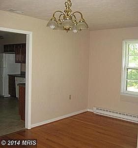 3rd image of 304 Accomack Cir