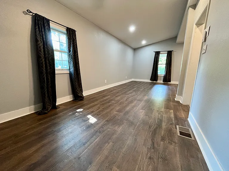 3897 Brownsville Rd #1 — Photo 8