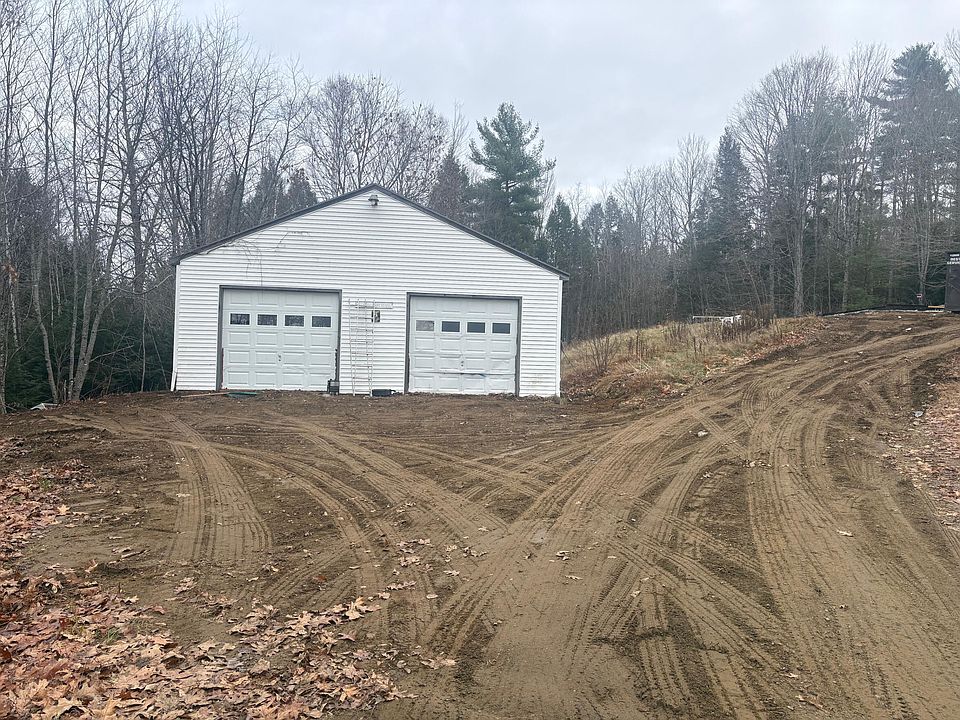 1st image of 750 Maine 3