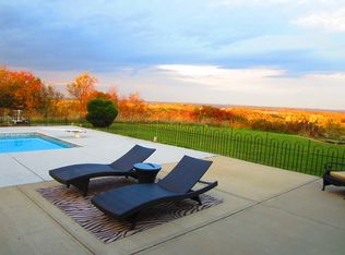 275 Glendale Rd, Beaver Falls, PA 15010