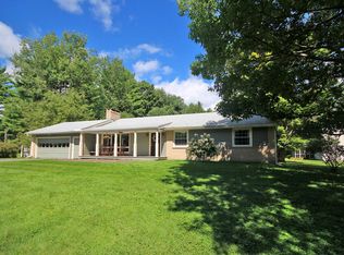 207 Hubbard St, Lenox, MA 01240