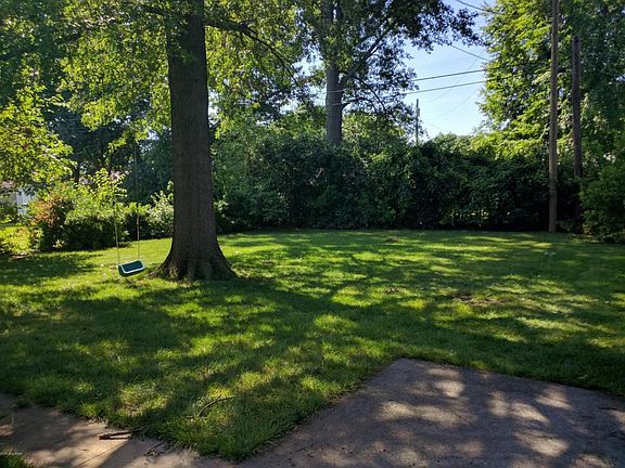 2nd image of 3016 Dale Ann Dr