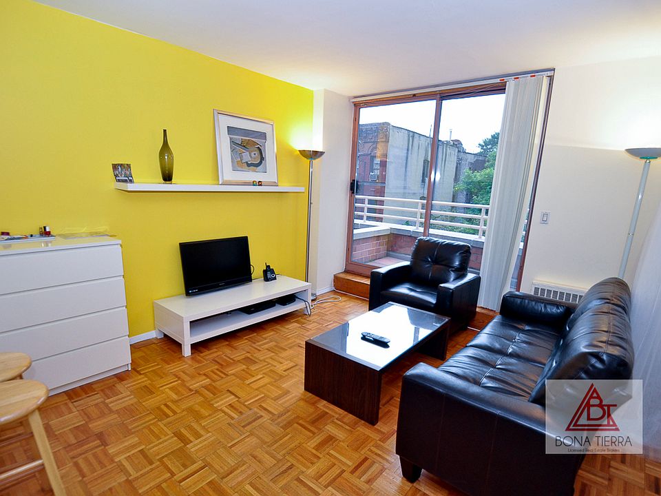 1st image of 350 W 50th St APT 5ZZ
