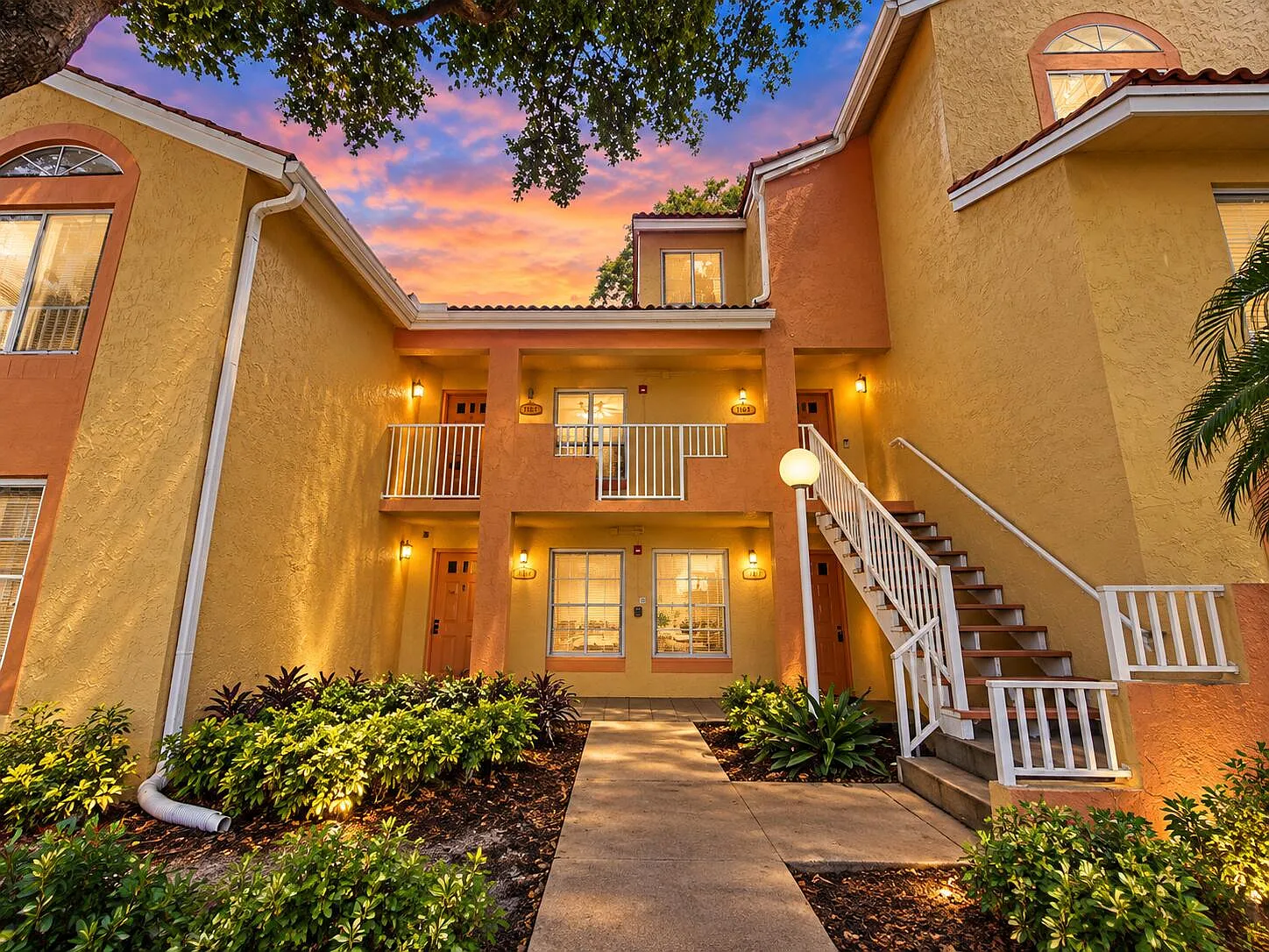 1 bed, 1.0 bath, 816 sqft, $1,790 — Photo 3