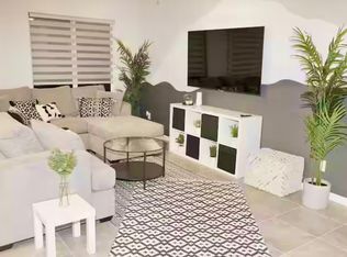 8242 Palladium St, Las Vegas, NV 89113