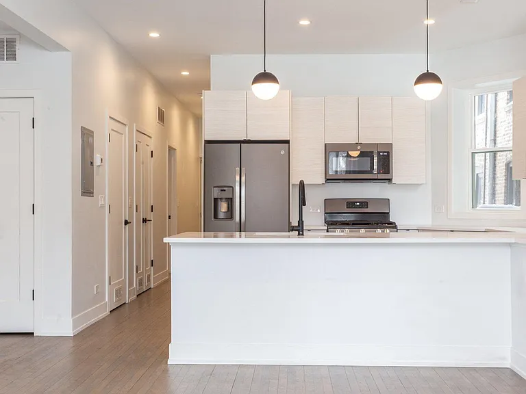 2705 N Kimball Ave #1 — Photo 2