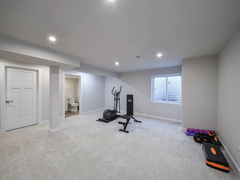 328 Carole St — Photo 18