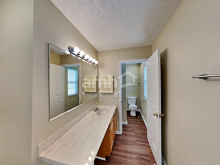 1760 Navion Ct — Photo 10