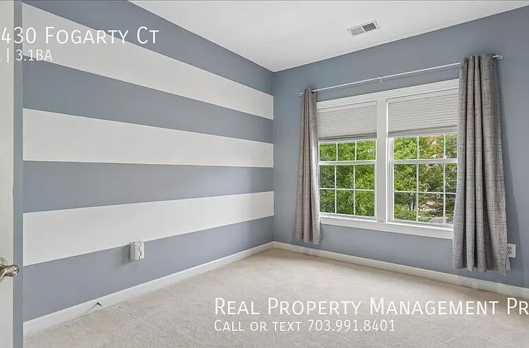 11430 Fogarty Ct — Photo 14