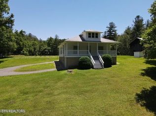 1127 Old Harriman Hwy, Harriman, TN 37748