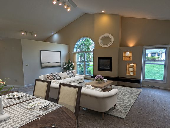 3rd image of 3447 Daren Dr #1