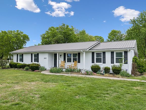 2nd image of 2857 Barfield Rd
