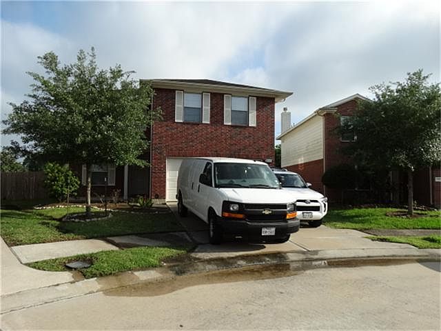1st image of 13803 Coral Wood Ln