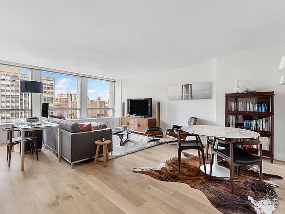 2nd image of 330 E 33rd St APT 16A