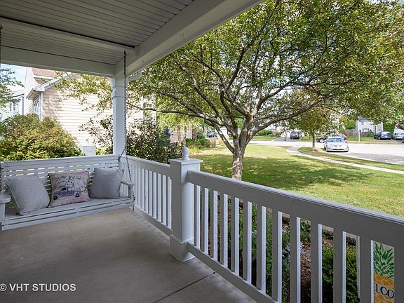 2nd image of 1268 Berkshire Ln