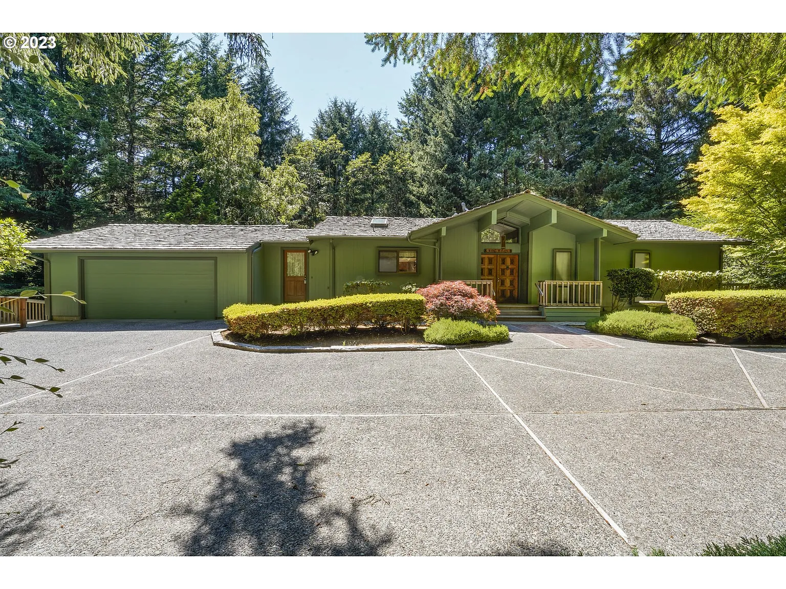 5591 Huckleberry Ln photo 1