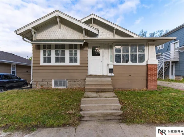 1315 S 33rd St, Lincoln, NE 68510