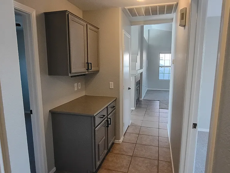 9155 W Michelle Dr — Photo 8
