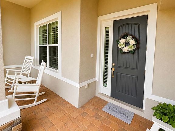 4th image of 367 SW Vista Lake Drive