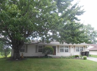 7426 Regina Dr, Fort Wayne, IN 46815