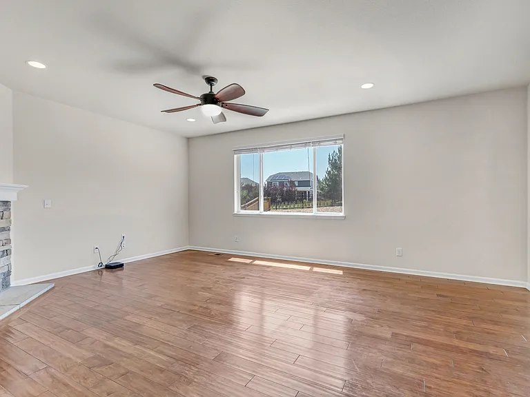 7588 Blue Water Dr — Photo 9