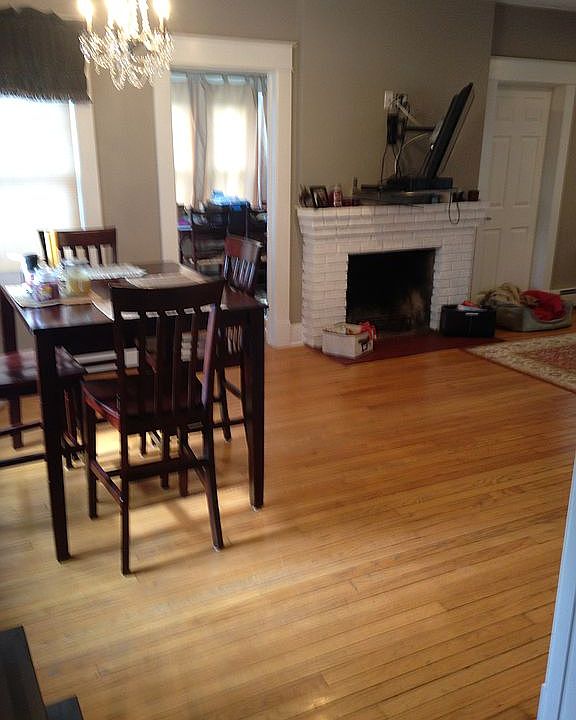 16 Henry St, Manchester, CT 06042 Zillow