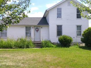 11555 W Peck Lake Rd, Lowell, MI 49331