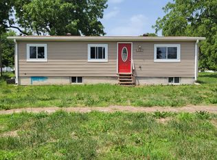 524 Elm St, Nehawka, NE 68413