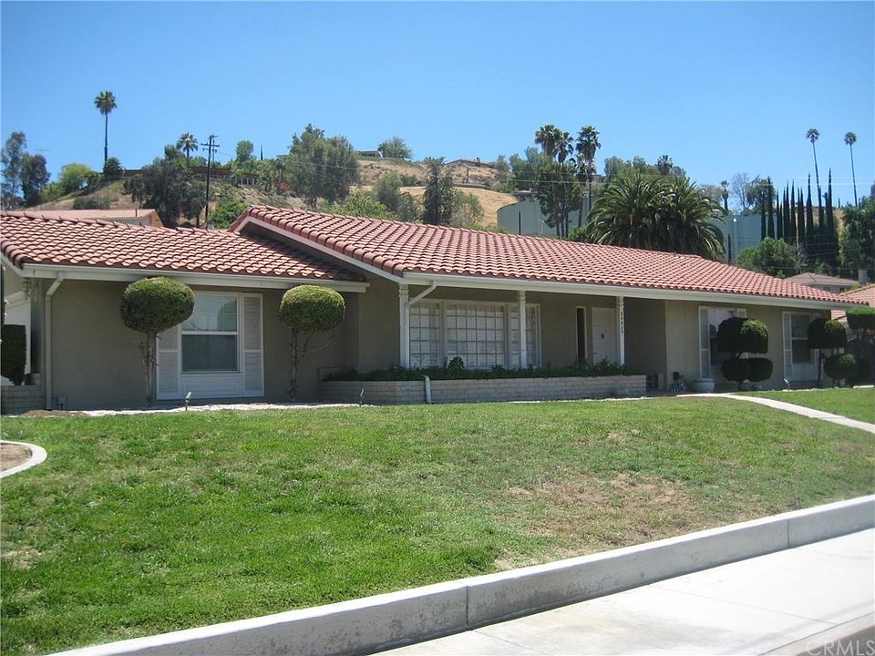 1st image of 24927 Lawton Ave
