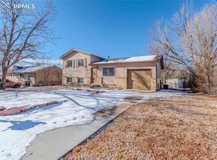206 Milton Dr, Colorado Springs, CO 80910