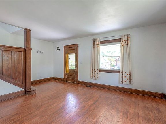 2nd image of 4526 Francis St