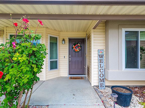 4th image of 10658 Dragonfly Dr
